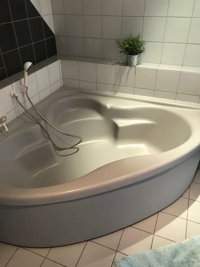 Willa Kuba Weitersburg Zewnętrze zdjęcie